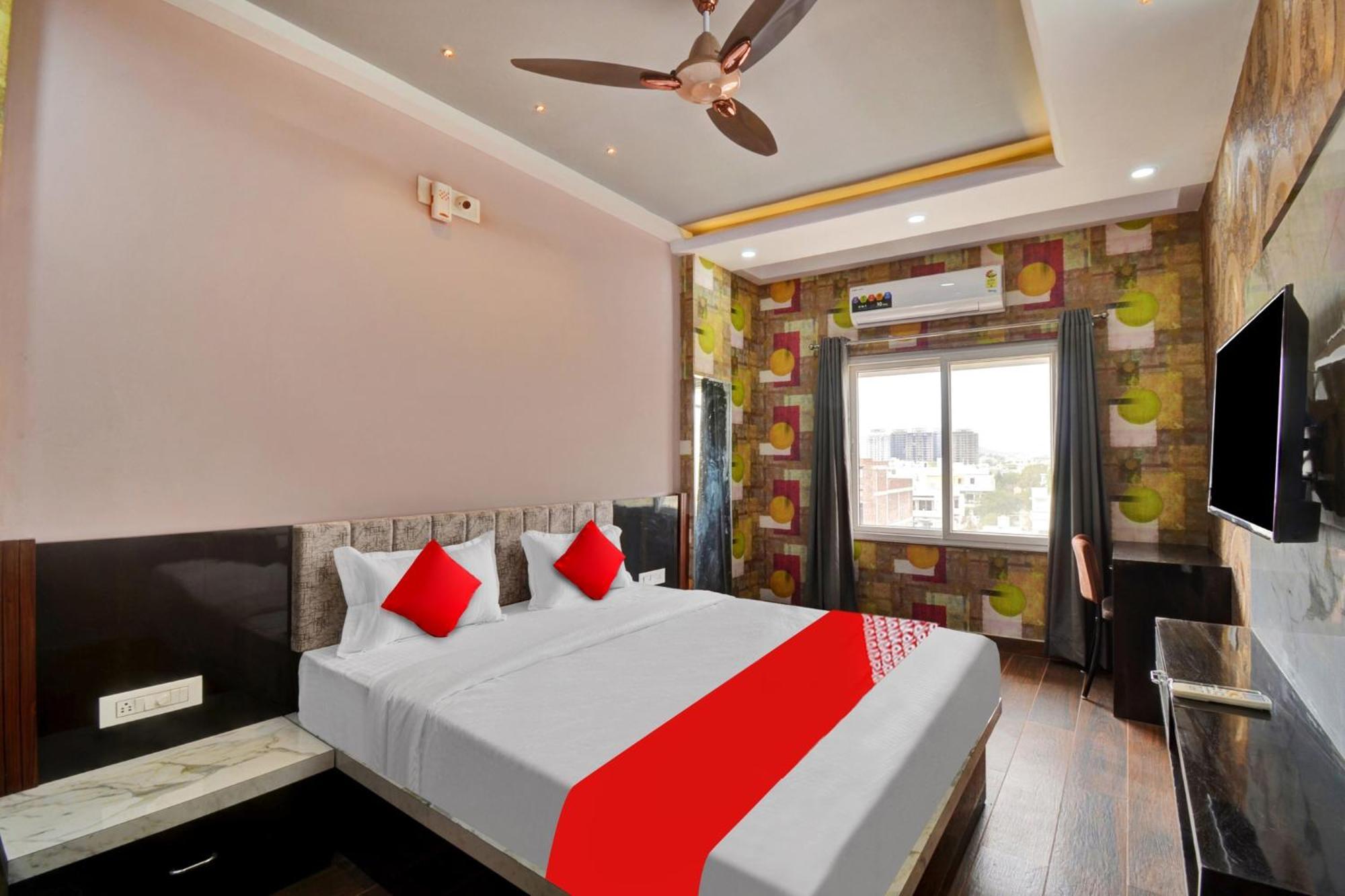 Hotel O 7 Star อุเดเปอร์ ภายนอก รูปภาพ