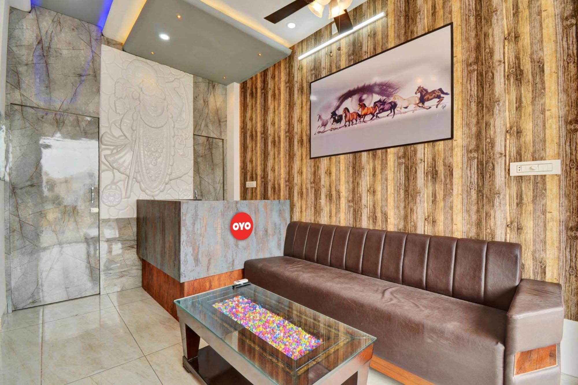 Hotel O 7 Star อุเดเปอร์ ภายนอก รูปภาพ