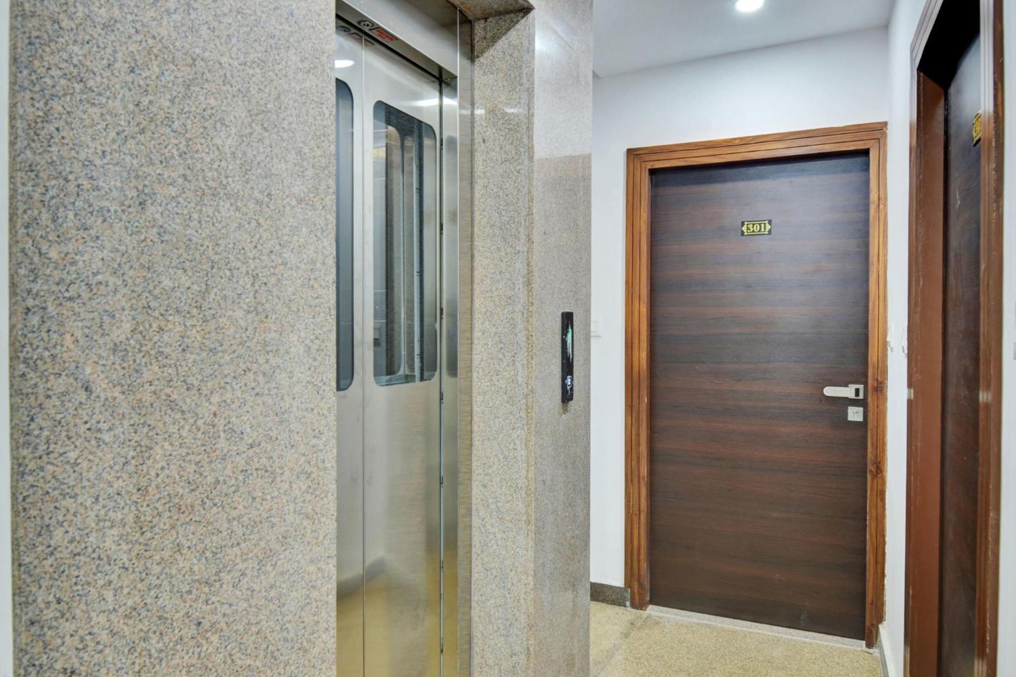 Hotel O 7 Star อุเดเปอร์ ภายนอก รูปภาพ